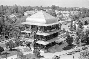 Ermənilər Ağdamdakı “Çay evi”ni bu hala salıblar - FOTOLAR