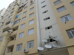 Jurnalistin azyaşlı qızı 6-cı mərtəbədən düşərək öldü