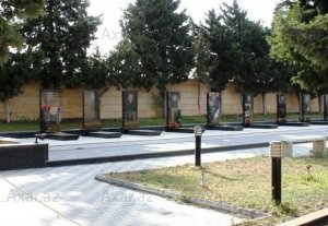 Şəhidlər Xiyabanı satıldı: camaat ayağa qalxdı