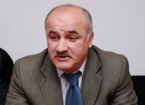 Arif Hacılı Müsavatdan gedənlərə "xəyanətkar" dedi