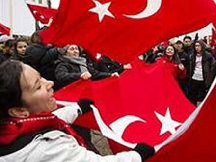 Türkiyə Cümhuriyyətinin 91 yaşı tamam oldu Türkiyə Cümhuriyyətinin 91 yaşı tamam oldu