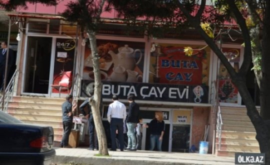 Paytaxt çayxanaları və onlara "kliyent" yığan qızlar - FOTOSESSİYA