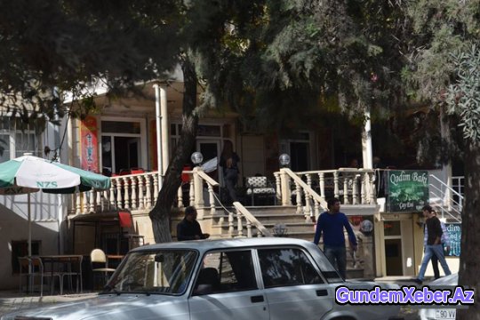Paytaxt çayxanaları və onlara "kliyent" yığan qızlar - FOTOSESSİYA