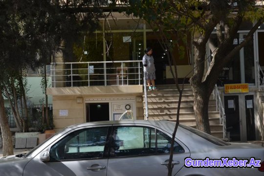 Paytaxt çayxanaları və onlara "kliyent" yığan qızlar - FOTOSESSİYA