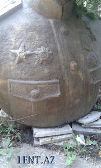 Dərbənddə azərbaycanlı qəhrəmanın büstü dağıdıldı - (Fotolar)