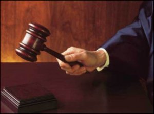 Sabiq deputatın oğlu məhkəmə qarşısında