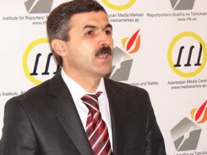 Oqtay Gülalıyev övladları ilə birlikdə Bakı polisinə çağırılıb