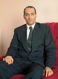 Əli İnsanovun həbsində adı hallanan sabiq nazir yeni təşkilat yaradır