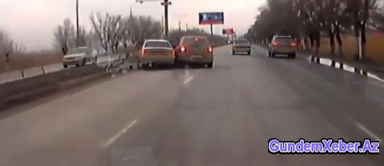 Keçmiş nişanlısını başqası ilə görən qız qisasını belə aldı - VİDEO