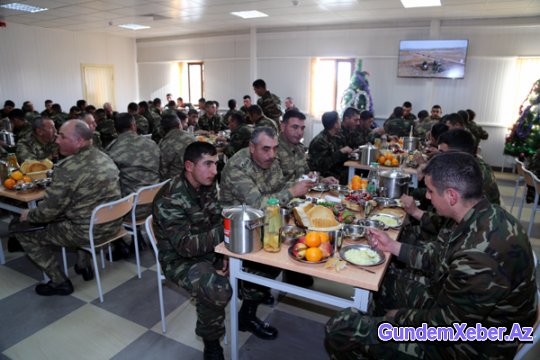 Zakir Həsənov ön cəbhədə (FOTO)