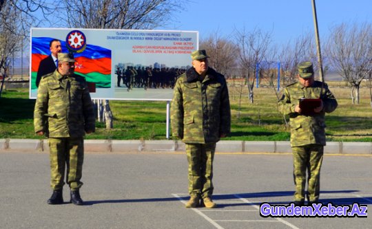 Zakir Həsənov ön cəbhədə (FOTO)