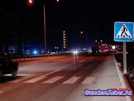 Bakı-Sumqayıt yolunda piyada vuruldu (FOTO)