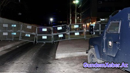 Polislər "Cumhuriyyət" qəzetini mühasirəyə aldı - Fotolar 