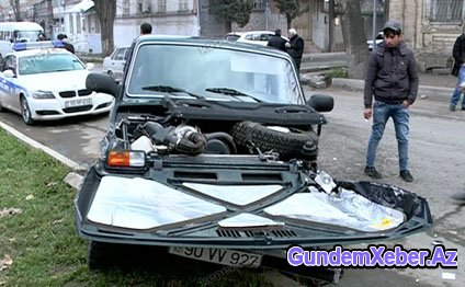 2 maşın toqquşdu, ağır xəsarət alan var