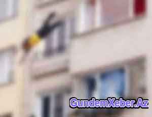 Bakıda 36 yaşlı kişi özünü 9-cu mərtəbədən ataraq öldürüb