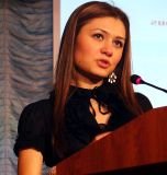 Döyüldüyü iddia olunan Ülkər İsayeva:”Buna görə kişilərdən incimək olmaz”-VİDEO