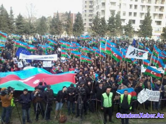 Bakıda bahalaşma əleyhinə mitinq keçirildi - FOTOLAR