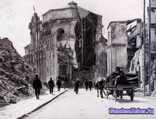 Dünyanın ən qorxunc zəlzələləri (FOTO)