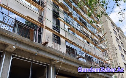 Bakıda binalar yeni materiallarla üzlənir (FOTO)