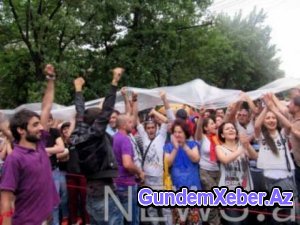 İrəvanda etirazçılardan daha bir tələb