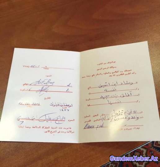 Boşanan azərbaycanlı müğənni məmur oğluna ərə gedir – FOTO
