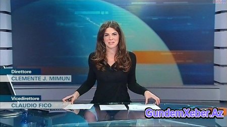 Efirə yupkasız çıxan teleaparıcının VİDEOSU yayıldı