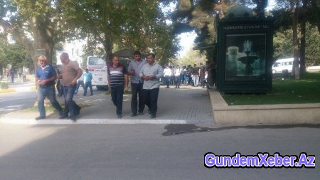 Sumqayıtda kütləvi etiraz - Polis müdaxilə etdi - FOTO
