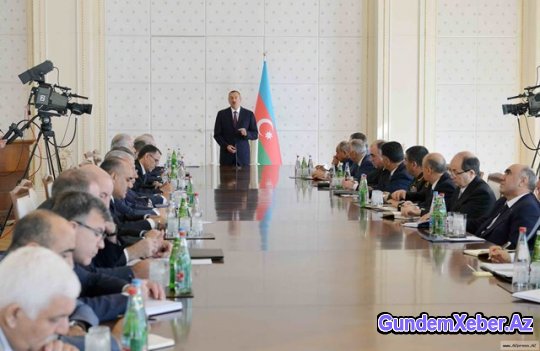 Prezident İlham Əliyev nazirləri topladı