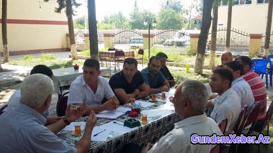 “AĞ BLOK”un namizədi sənədlərini DSK-ya təqdim etdi - FOTOLAR