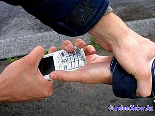 Bakıda uşaqların telefonlarını zorla mənimsəyən dələduz tutulub