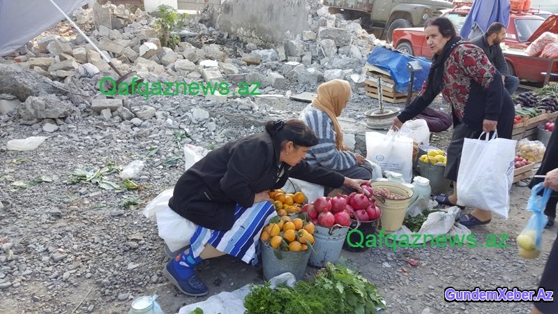Göyçayın mərkəzindəki rəzalət nə vaxta qədər davam edəcək? FOTOLAR