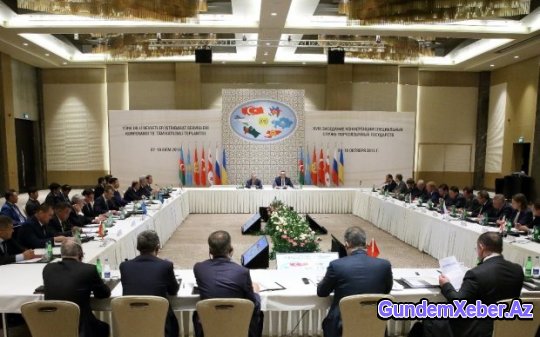 Eldar Mahmudov: "İŞİD qlobal miqyasda ciddi təhlükə yaradır”
