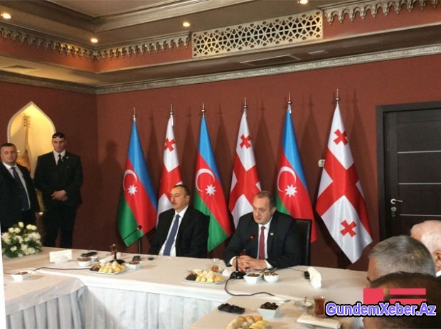 İlham Əliyev Marneulidə azərbaycanlılarla görüşdü