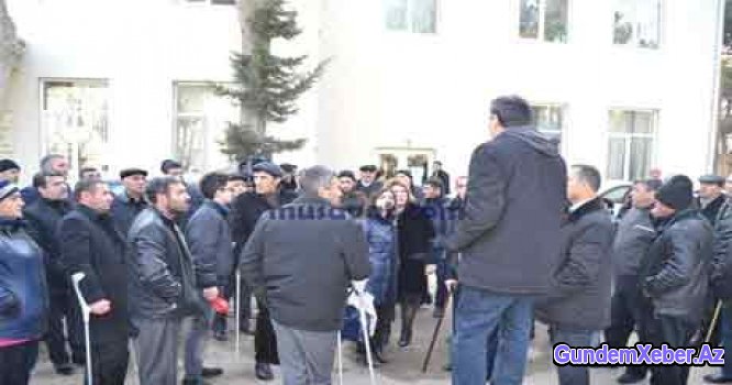 Qazilər “od püskürür”