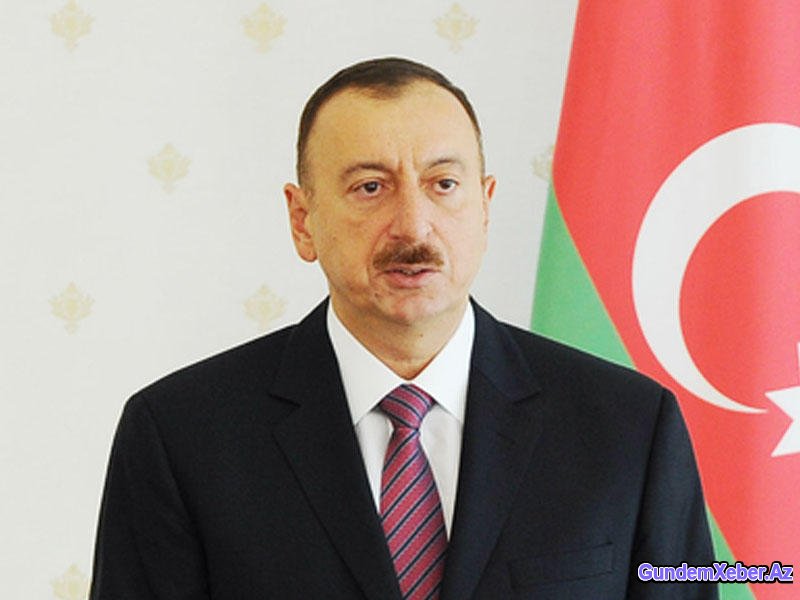 İlham Əliyev Nursultan Nazarbayevi, Bəhreyn kralını təbrik edib