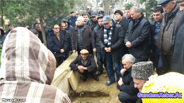 Elton Quliyev torpağa tapşırldı - fotolar