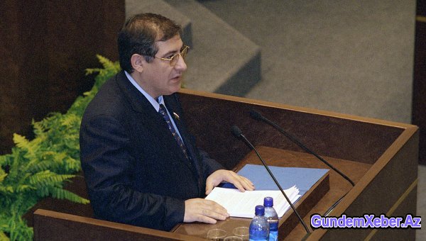 Azərbaycanlı milyarder Mironovu və Ohanyanı Bakıya qonaq çağırır