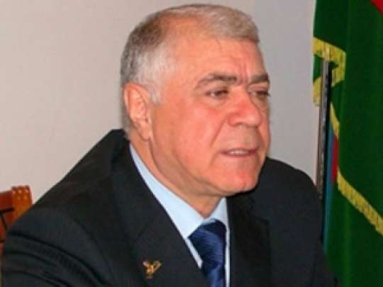 Əvvəlcə Rail Rzayevlə qohumluğunu dandı, indi də özünü…