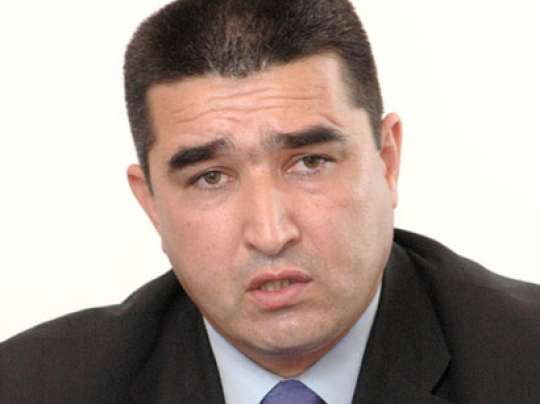 Qarabağ Qazisindən Etibar Pirverdiyevə çörək ittihamı...
