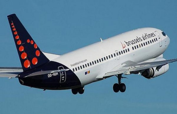 İsrail Avropaya bütün uçuşları dayandırdı