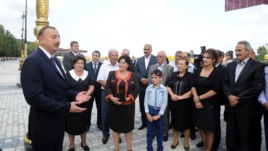 İlham Əliyev məmurların sayını azaltmağa məcburdur