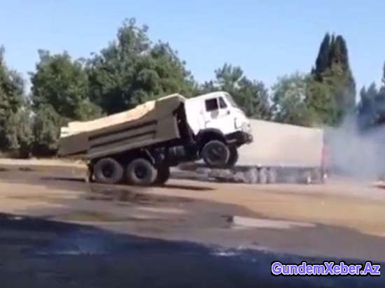 Bakıda "KamAZ" sürücüsünün "avtoş"luğu - Video