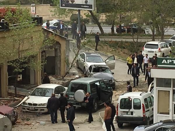Bakıda güclü partlayış: obyektlər dağıldı - FOTO