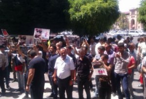 Ermənistanda yezidilər ayağa qalxdı