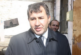 Başçı müavini vergilərin yolunu tutdu