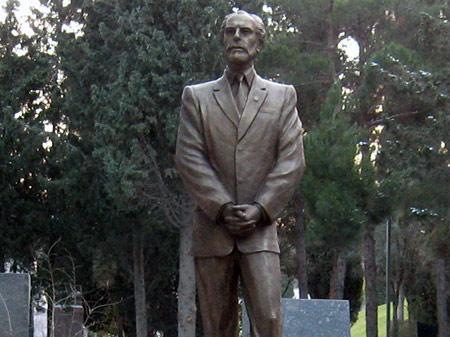Elçibəyin Kələkidən qayıdan gün keçirdiyi ilk mətbuat konfransı:“Mən və Heydər Əliyev vətəndaş müharibəsinin qarşısını aldıq” – STENOQRAM