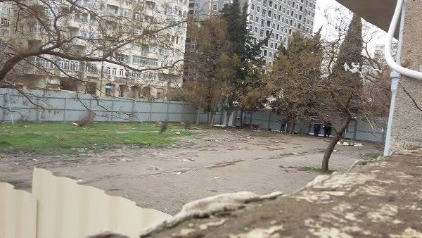 Yasamalda Mehdiyevin torpaq qalmaqalı - 500 mini kim alıb?