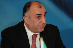 Elmar Məmmədyarovun başı dərddə