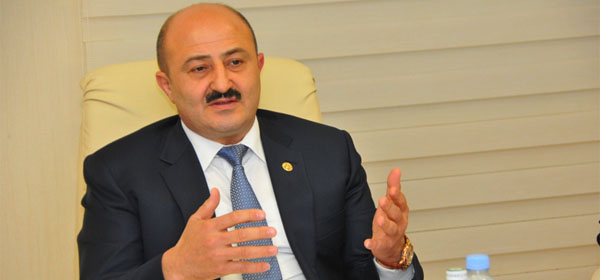 İcra başçısı son bir neçə ildə milyonlarla vəsaiti necə "əridib"?