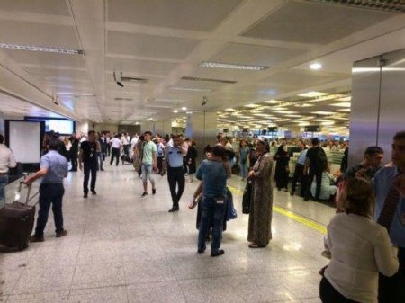 İstanbul hava limanında atışma və 2 partlayış: 28 ölü, 60 yaralı - YENİLƏNİB - VİDEO - FOTO